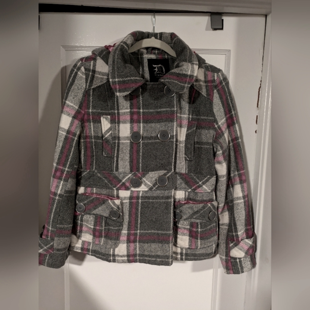 Woman's dollhouse coat